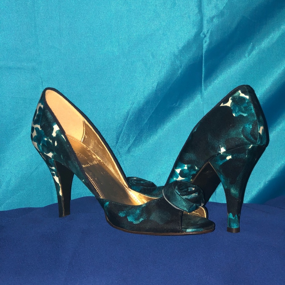 Floral Open Toed Heel
